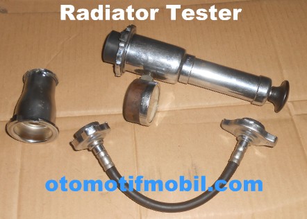 Radiator tester atau radiator cap tester